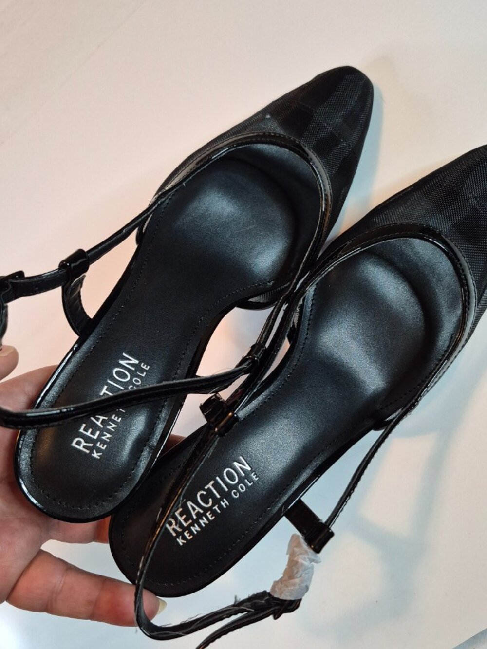 Kenneth Cole Reaction Women's Maggie Black Mesh, Size 7, Kitten Heel, Toe, NEW - Picture 7 of 10